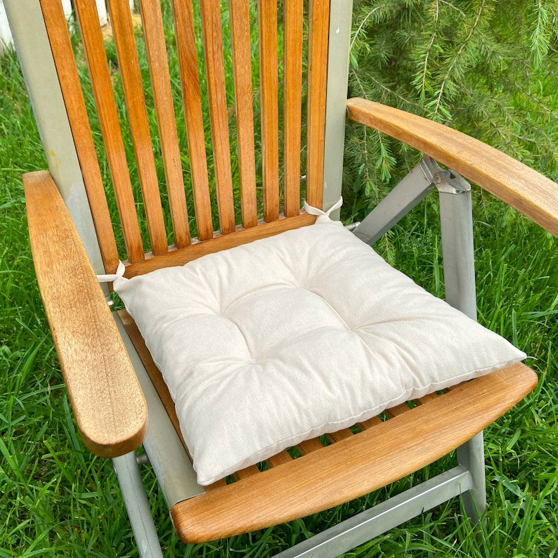 Square dining chair cushions (40 x 40 CM) with thick padding, non-slip design, and ties for secure fit, ideal for kitchen, dining, or office chairs.