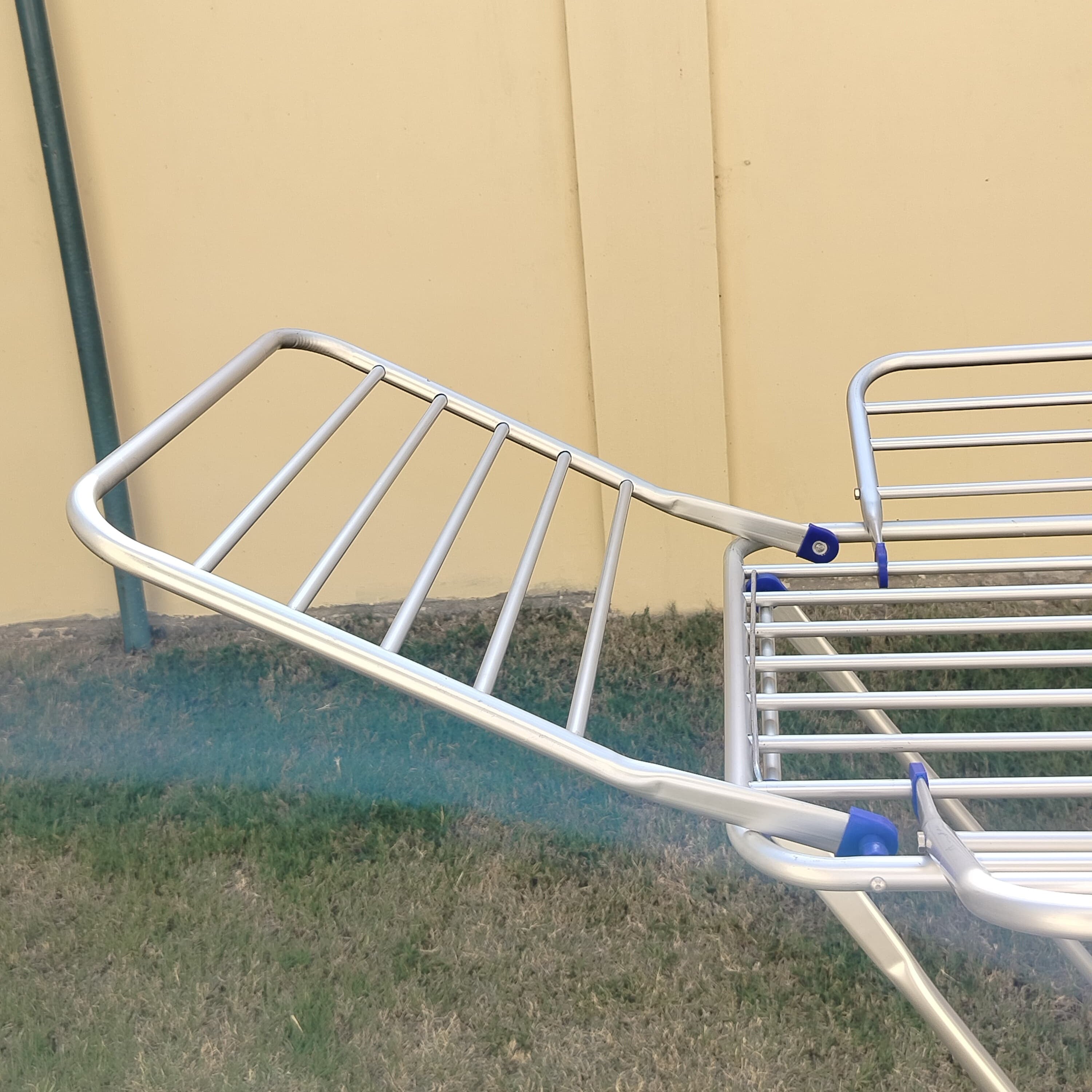 Aluminium 4 Wings Flower Clothes Drying Rack – Rustproof and Foldable